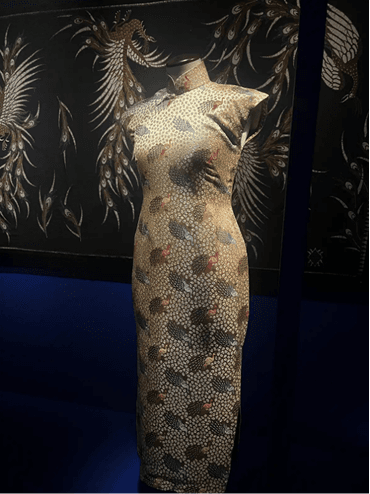 Peranakan wedding wear 1